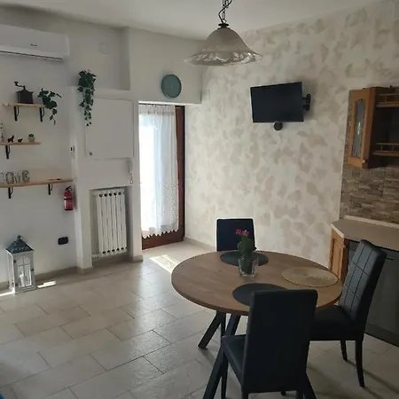 Apartment Al Borgo Sul Garda Via Pertica 8a